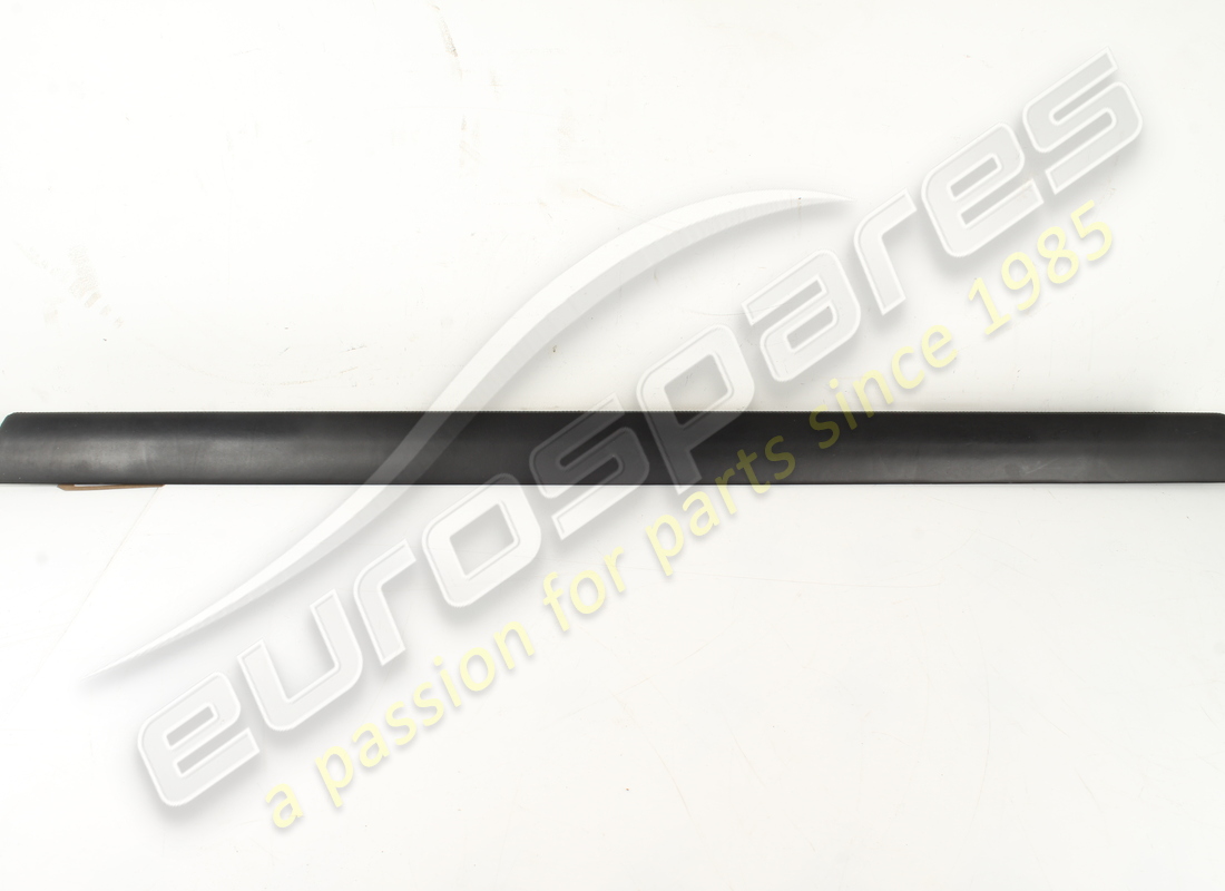 used ferrari trim in black vm8500. part number 65122400 (6)
