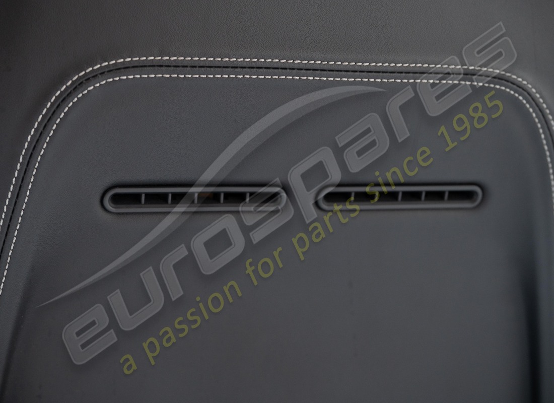 USED FERRARI COMPLETE SEAT SET. PART NUMBER EAP1558688 (19) used ferrari complete seat set. part number eap1558688 (19)