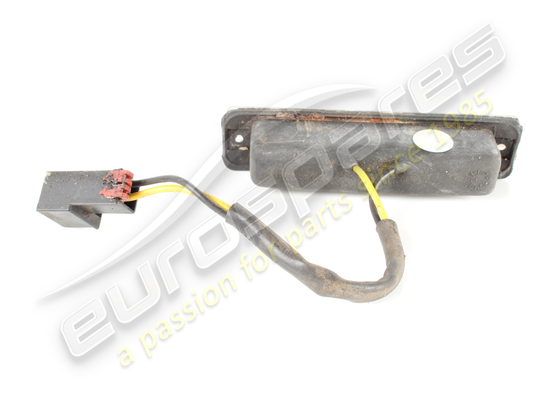 USED MASERATI NUMBER PLATE LIGHT. PART NUMBER 363100111 (4) used maserati number plate light. part number 363100111 (4)