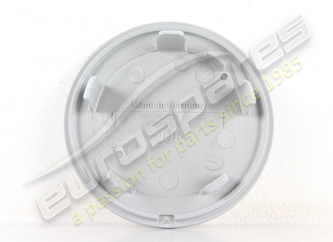 new porsche wheel trim cap carrera 4 silver. part number 996361303109a1 (2)