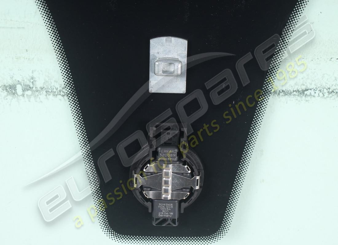 used ferrari windscreen. part number 87916600 (5)