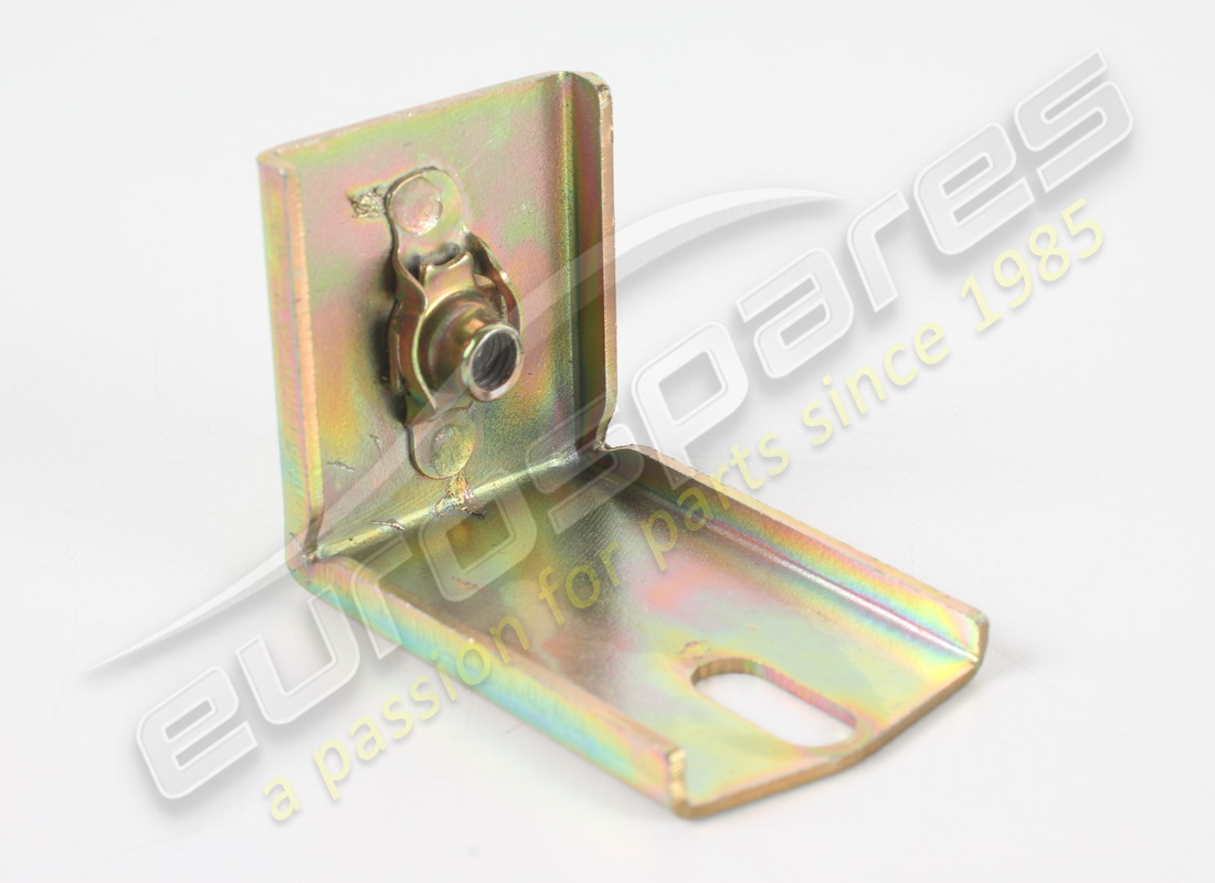 new maserati headlight fastening central. part number 383100160 (1)
