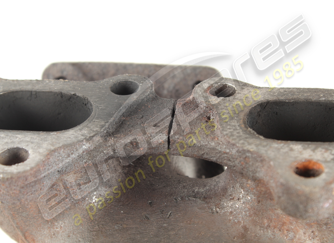 used maserati rh exhaust manifold. part number 479362102 (3)