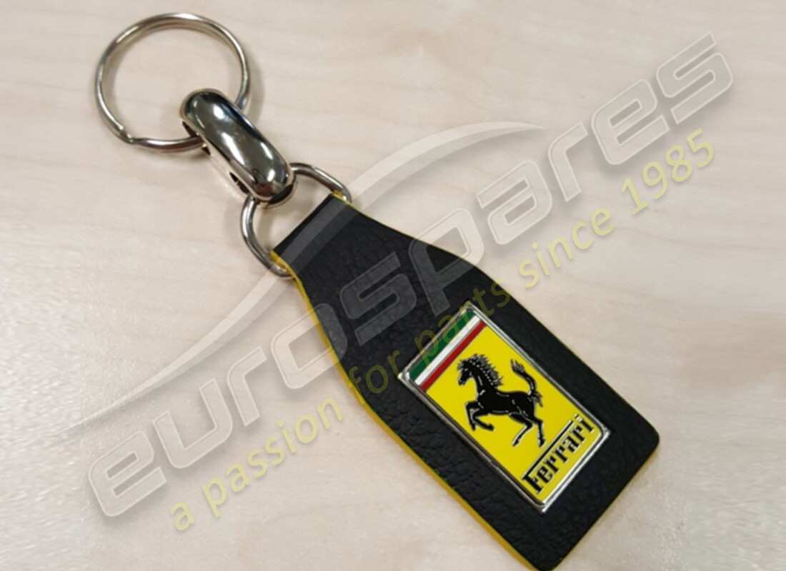 new ferrari keyring, black with yellow edge. part number 70006151 (1)
