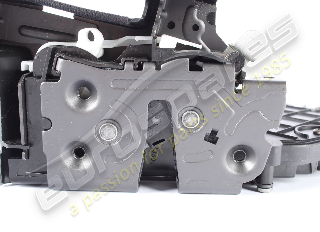 NEW ASTON MARTIN LT ASSEMBLY FRONT DR RH PART NUMBER ED3321812AA (6) new aston martin lt assembly front dr rh part number ed3321812aa (6)