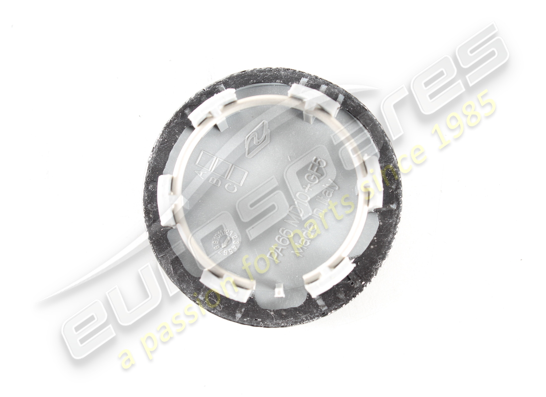 NEW FERRARI HUB CAP. PART NUMBER 889561 (2) new ferrari hub cap. part number 889561 (2)