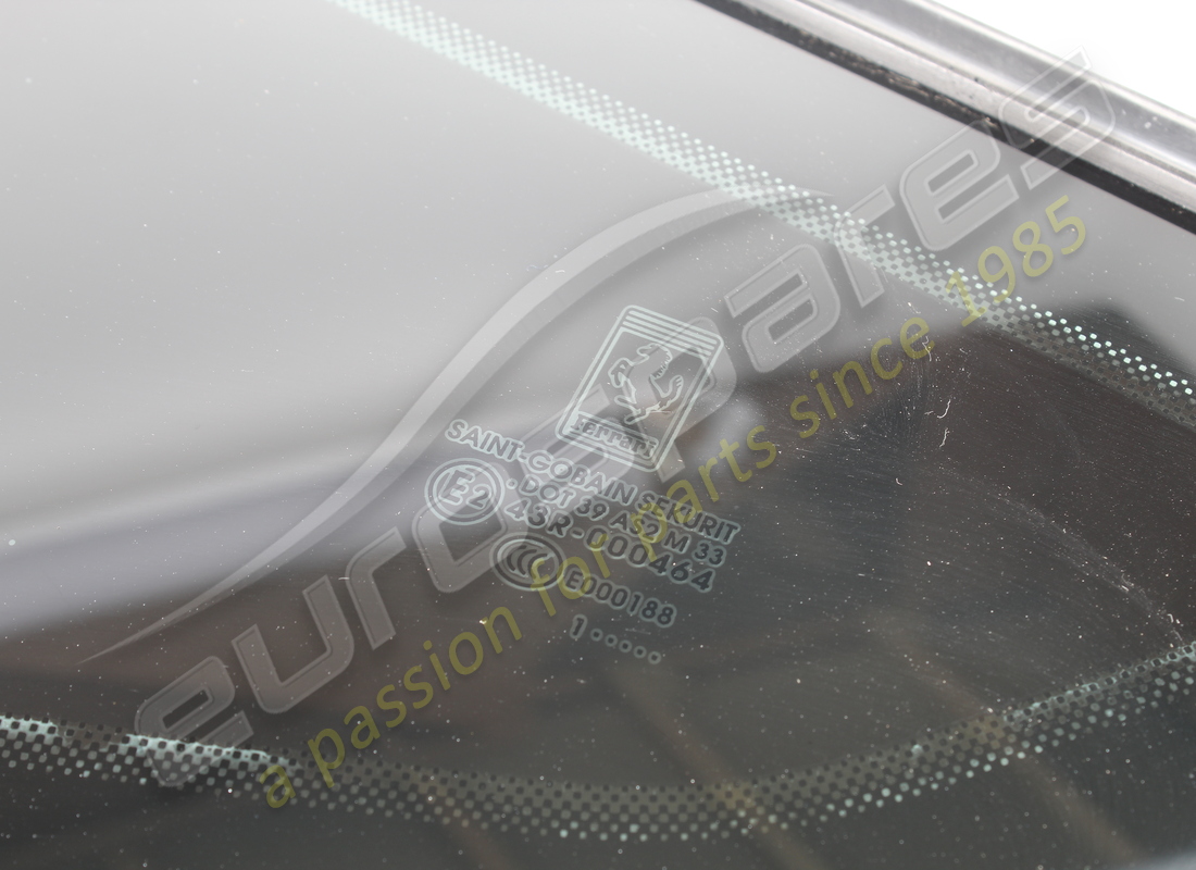 USED FERRARI LH REAR WINDOW. PART NUMBER 81908700 (2) used ferrari lh rear window. part number 81908700 (2)