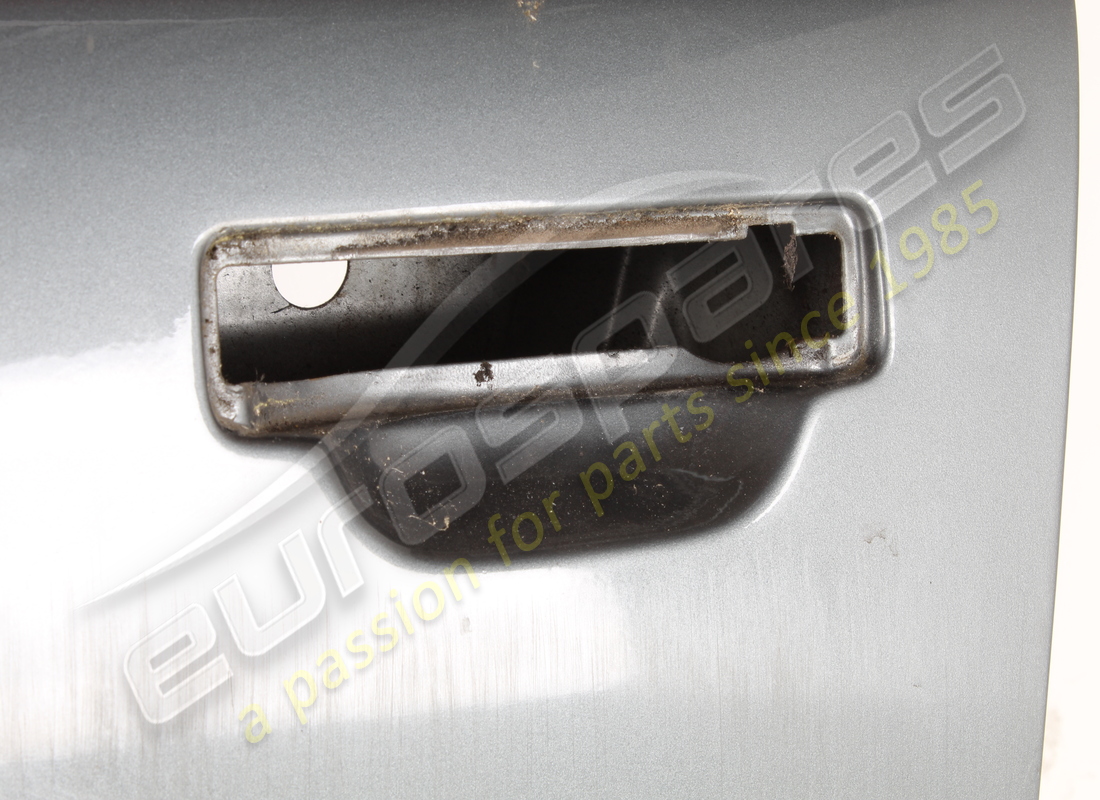 USED MASERATI COMPLETE FRONT LH DOOR2ND VERSION. PART NUMBER 374530103 (4) used maserati complete front lh door2nd version. part number 374530103 (4)