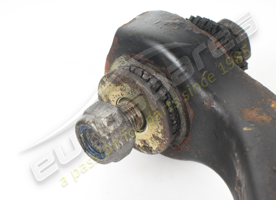 USED FERRARI RH FRONT SUSPENSION UPPER LEVER. PART NUMBER 131900 (6) used ferrari rh front suspension upper lever. part number 131900 (6)