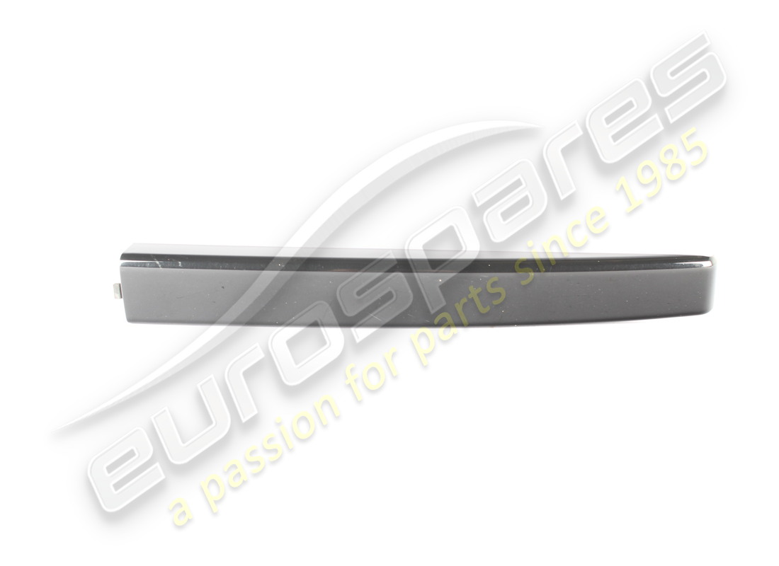 used maserati left rear cover (black). part number 670093077 (1)