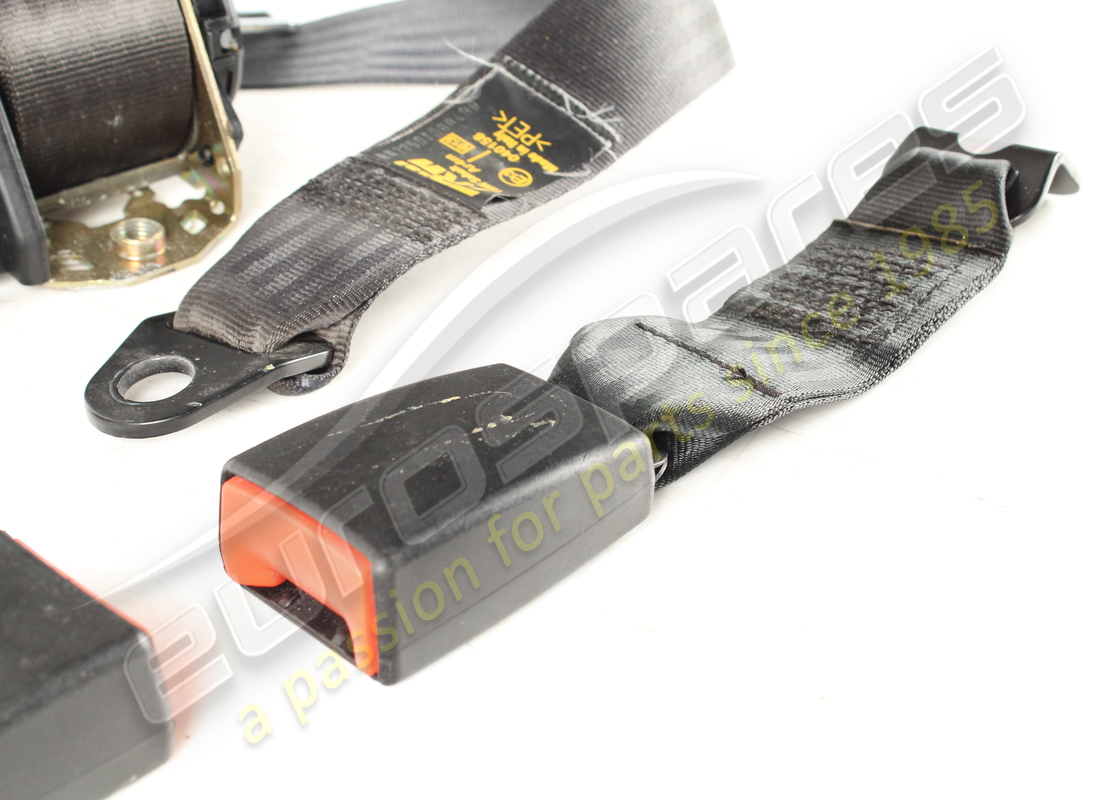 USED MASERATI REAR SEAT BELTS KIT M338A. PART NUMBER 388150018 (5) used maserati rear seat belts kit m338a. part number 388150018 (5)