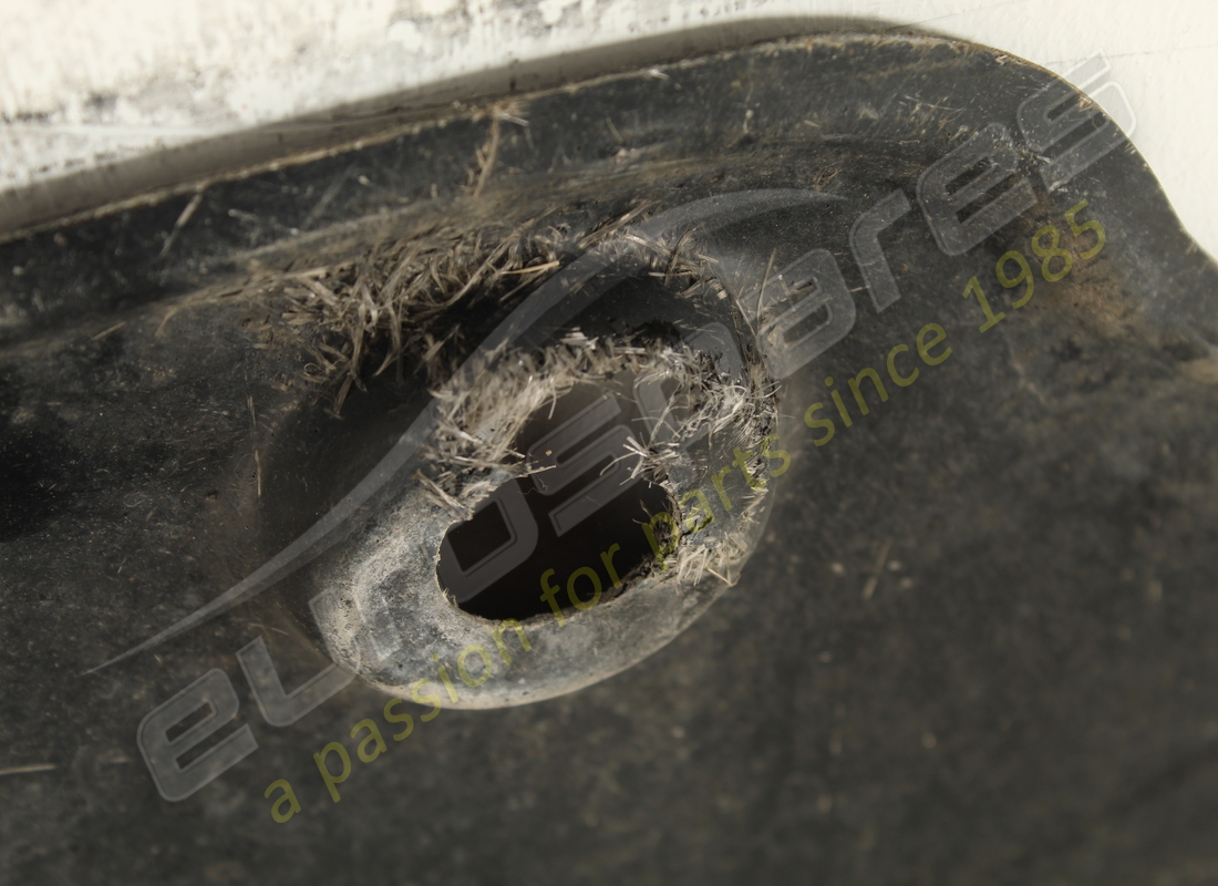 damaged ferrari front underbody guard. part number 80499500 (6)