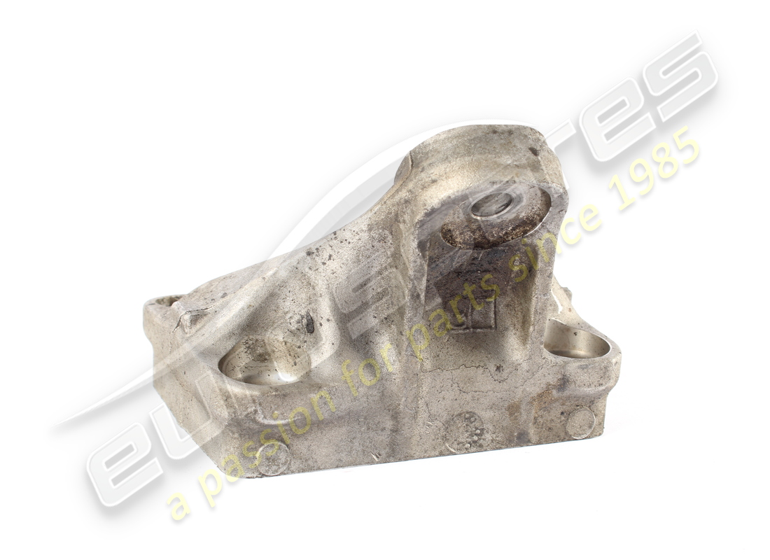 USED FERRARI RH ENGINE STRUT. PART NUMBER 255568 (1) used ferrari rh engine strut. part number 255568 (1)