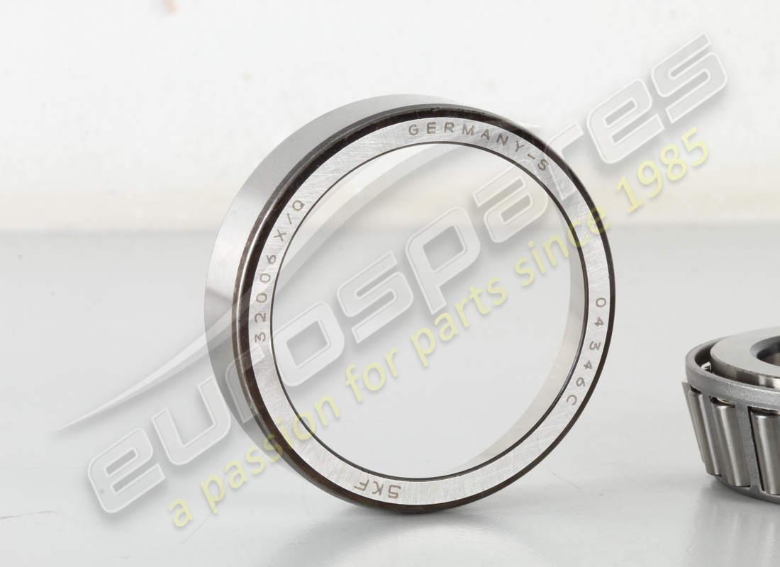 new ferrari roller bearing.. part number 190212 (3)