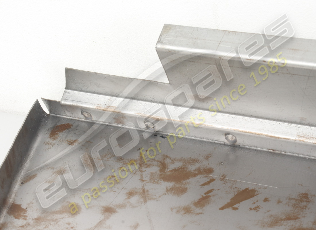 new eurospares rh door sill. part number 40155905 (6)