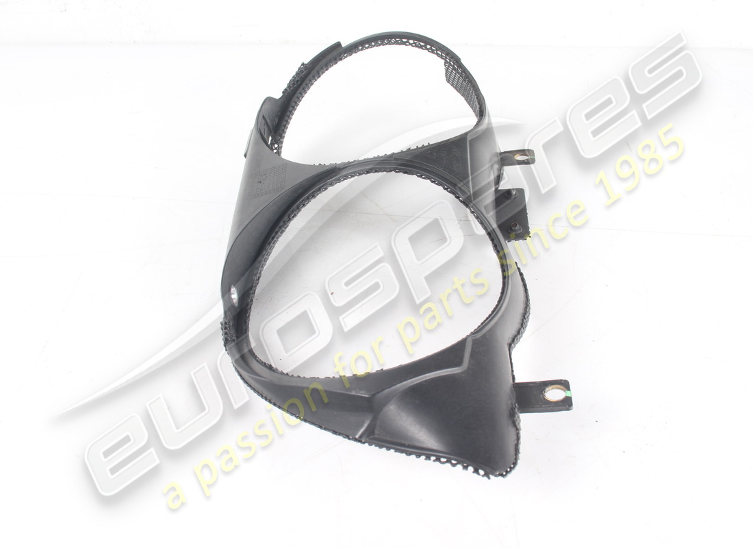 used ferrari complete rh tail light grille. part number 87921100 (4)