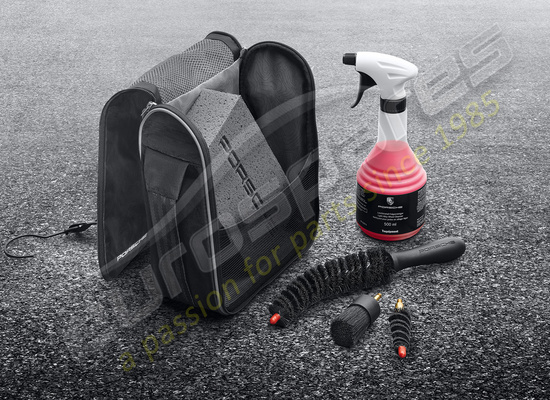 new porsche rim care set part number 00004400237