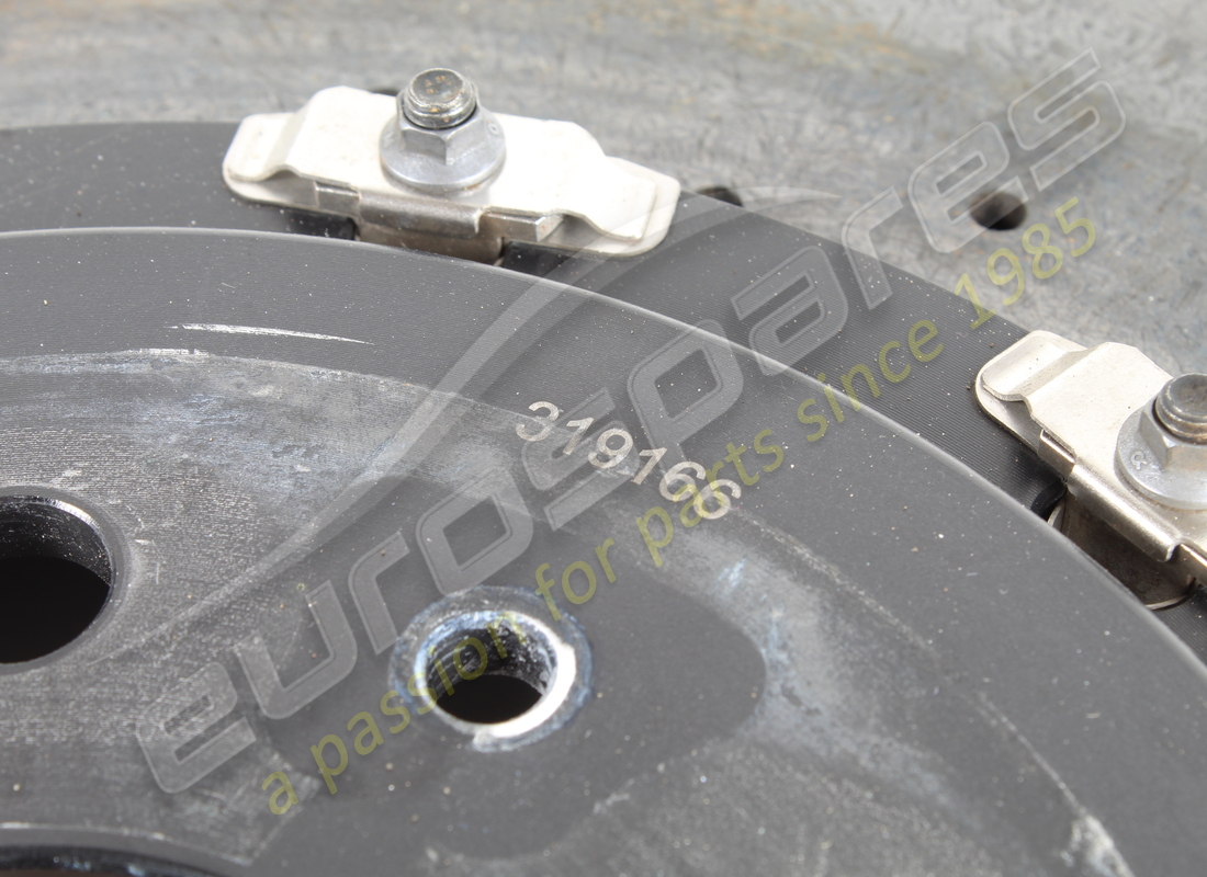 USED FERRARI REAR BRAKE DISC. PART NUMBER 319166 (5) used ferrari rear brake disc. part number 319166 (5)