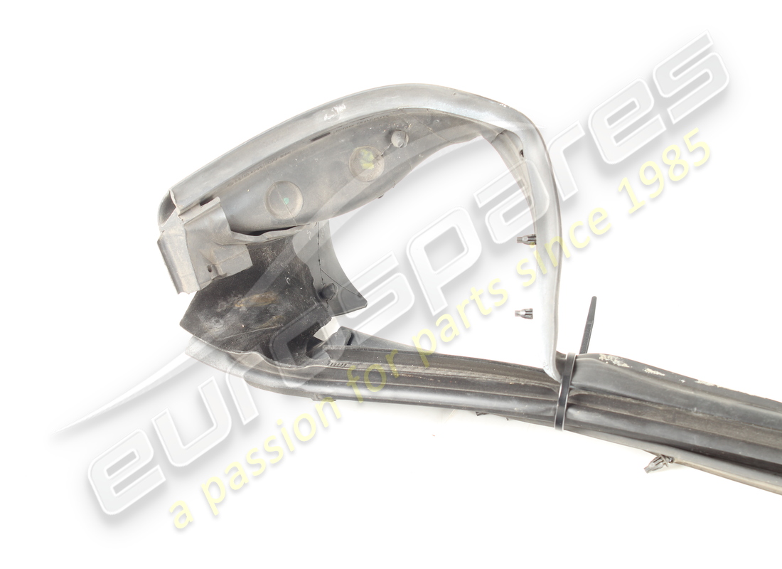 used ferrari lh door inner perimeter seal. part number 81304700 (3)