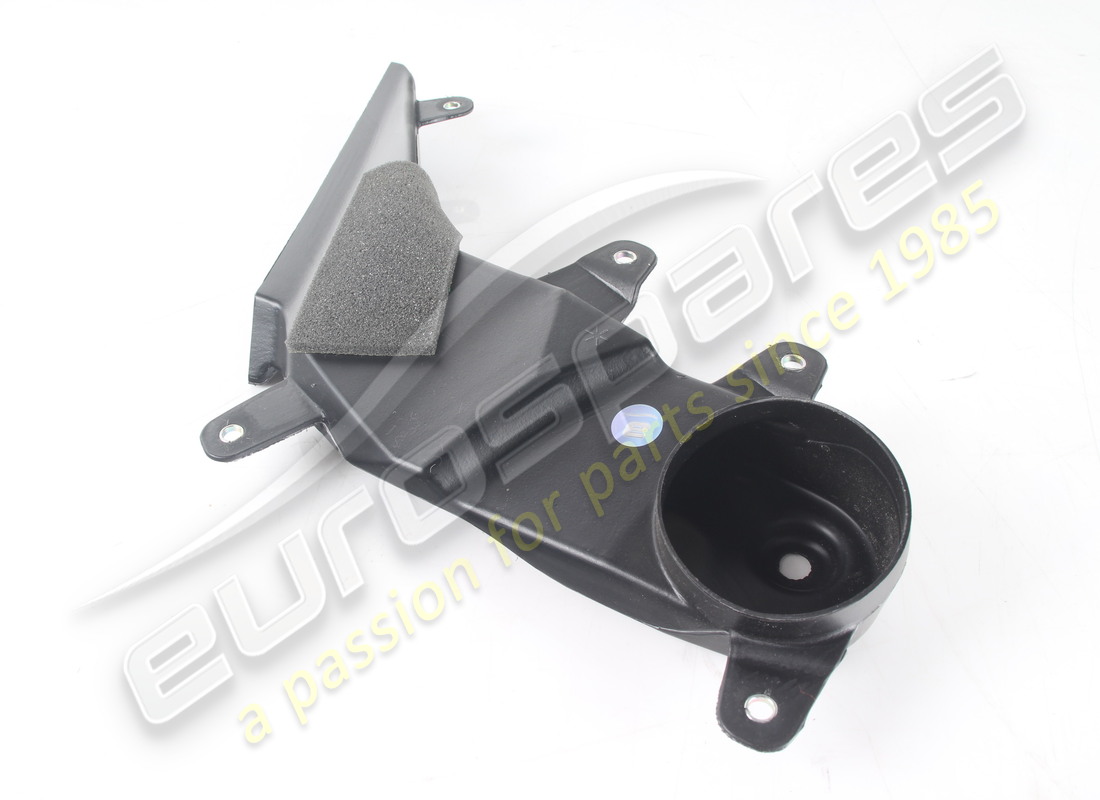 USED FERRARI RH DOOR AIR DUCT. PART NUMBER 87549600 (4) used ferrari rh door air duct. part number 87549600 (4)