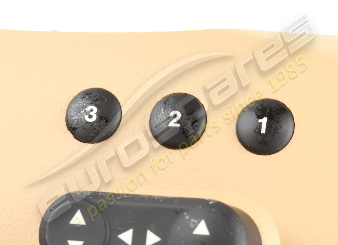 NEW (OTHER) MASERATI RHD RH CTRL BUTTON PANEL,BEIGE. PART NUMBER 981321830 (4) new (other) maserati rhd rh ctrl button panel,beige. part number 981321830 (4)