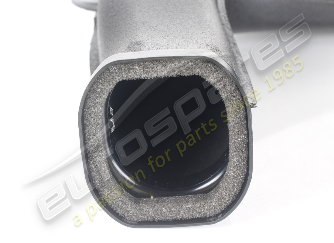 USED FERRARI UPPER DRIVER SIDE AIR DUCT. PART NUMBER 88203800 (4) used ferrari upper driver side air duct. part number 88203800 (4)