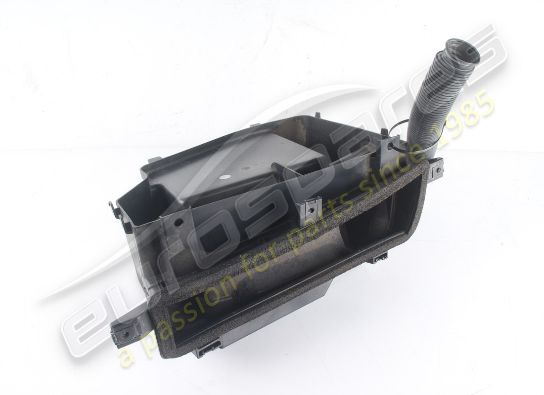 USED Ferrari AIR INTAKE TRAY, COMPLETE MOBI . PART NUMBER 88038000 (1) USED Ferrari AIR INTAKE TRAY, COMPLETE MOBI . PART NUMBER 88038000 (1)