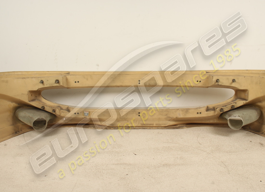 new (other) ferrari front bumper. part number 65047110 (5)