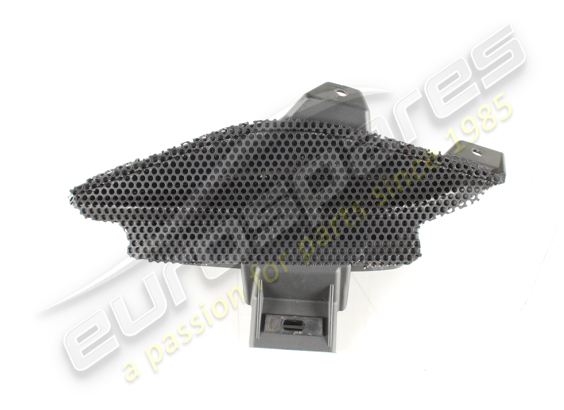 USED FERRARI COMPLETE CENTRE DIFFUSER VENT. PART NUMBER 898800 (2) used ferrari complete centre diffuser vent. part number 898800 (2)