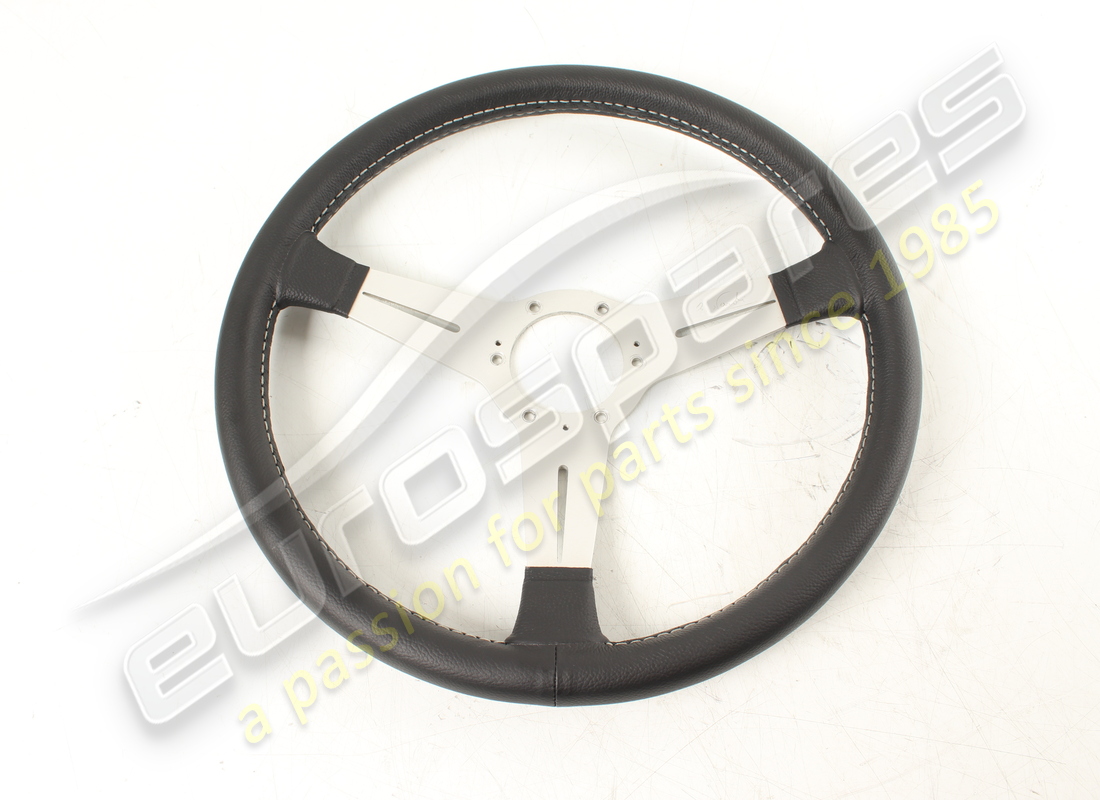RECONDITIONED OEM STEERING WHEEL ASSEMBLY . PART NUMBER 102306 (1)