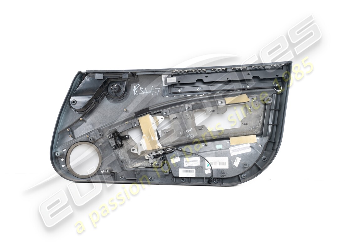 used ferrari complete lh door panel moulding. part number 82923800 (2)