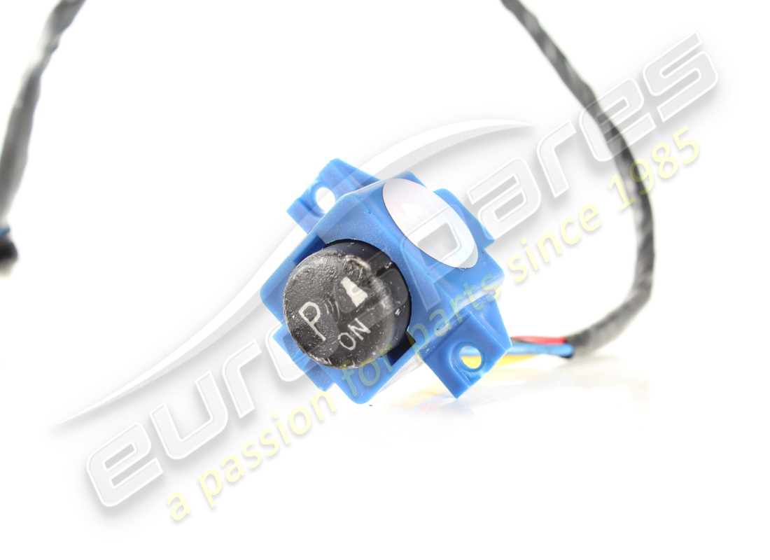 USED FERRARI PARKING SENSORS DISABLE SWIT. PART NUMBER 214559 (2) used ferrari parking sensors disable swit. part number 214559 (2)