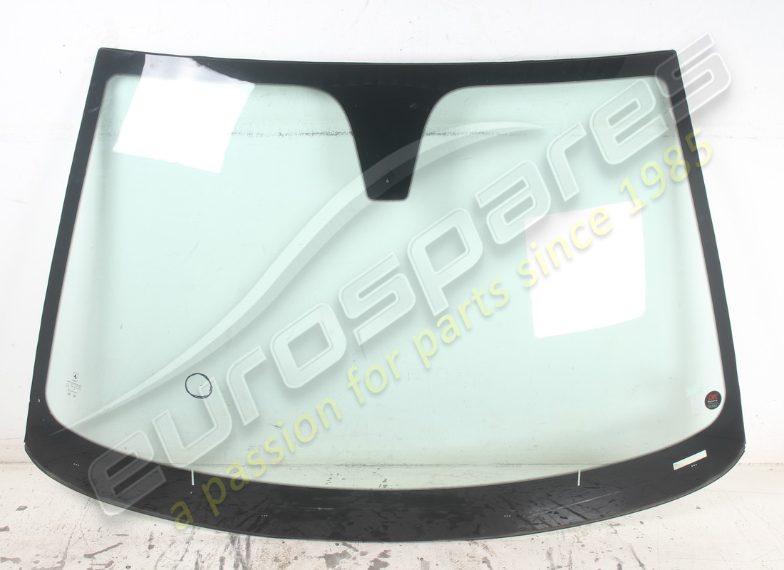 used ferrari windscreen. part number 87916600 (1)