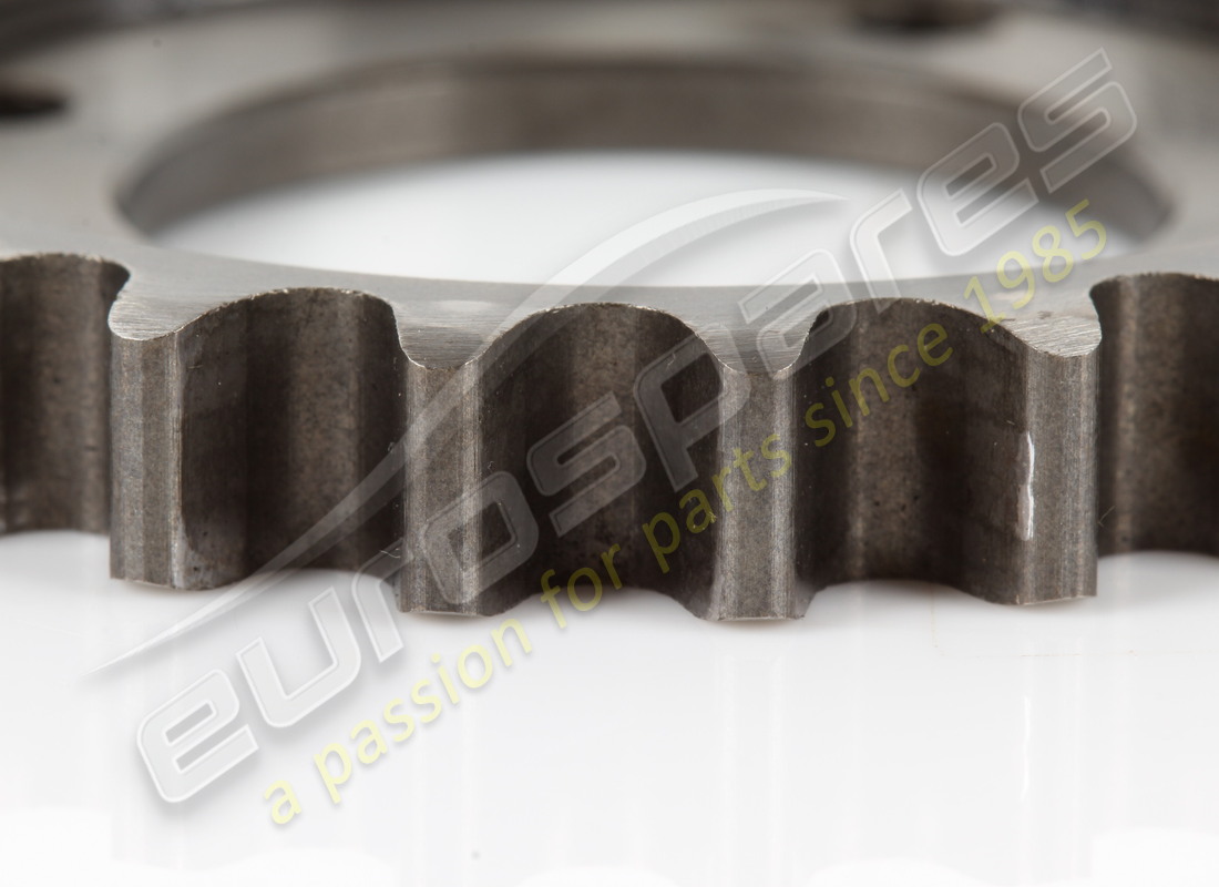 used ferrari pump drive gear. part number 255815 (2)