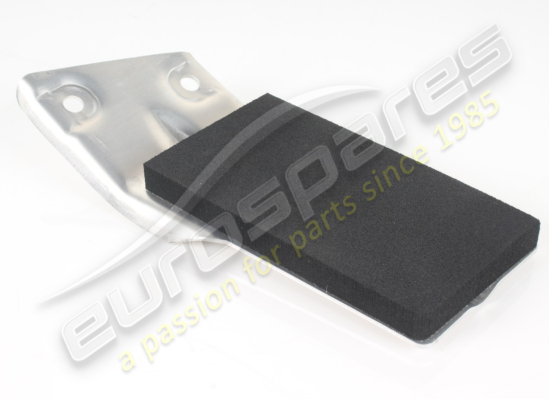 USED Ferrari RITENUTA LAT ANT DX SERB C C . PART NUMBER 965951 (1) USED Ferrari RITENUTA LAT ANT DX SERB C C . PART NUMBER 965951 (1)