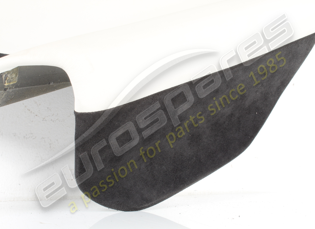 USED FERRARI MEDAGLIONE DX SELLATO COMPLETE. PART NUMBER 785010 (2) used ferrari medaglione dx sellato complete. part number 785010 (2)