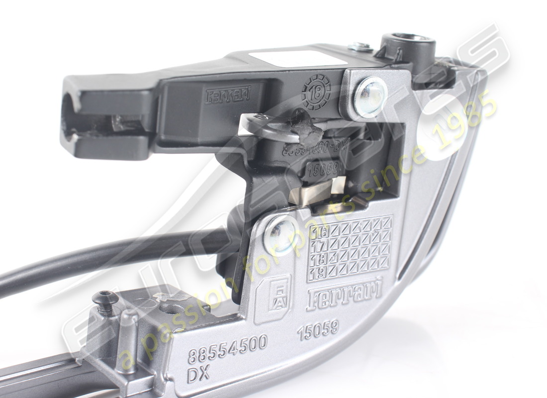 USED FERRARI COMPLETE RH DOOR HANDLE. PART NUMBER 88554400 (6) used ferrari complete rh door handle. part number 88554400 (6)