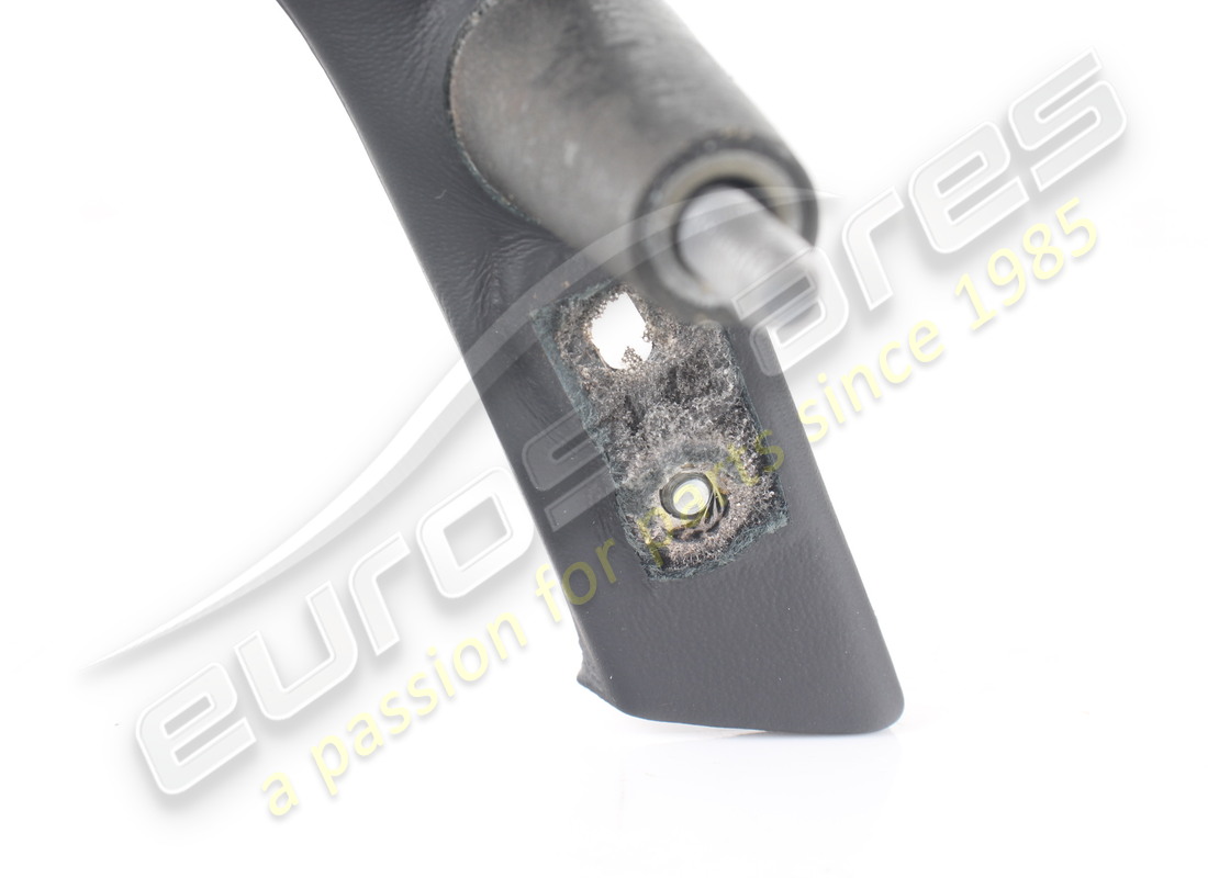 USED FERRARI COMPLETE RH INTERNAL HANDLE SHELL. PART NUMBER 87571500 (3) used ferrari complete rh internal handle shell. part number 87571500 (3)