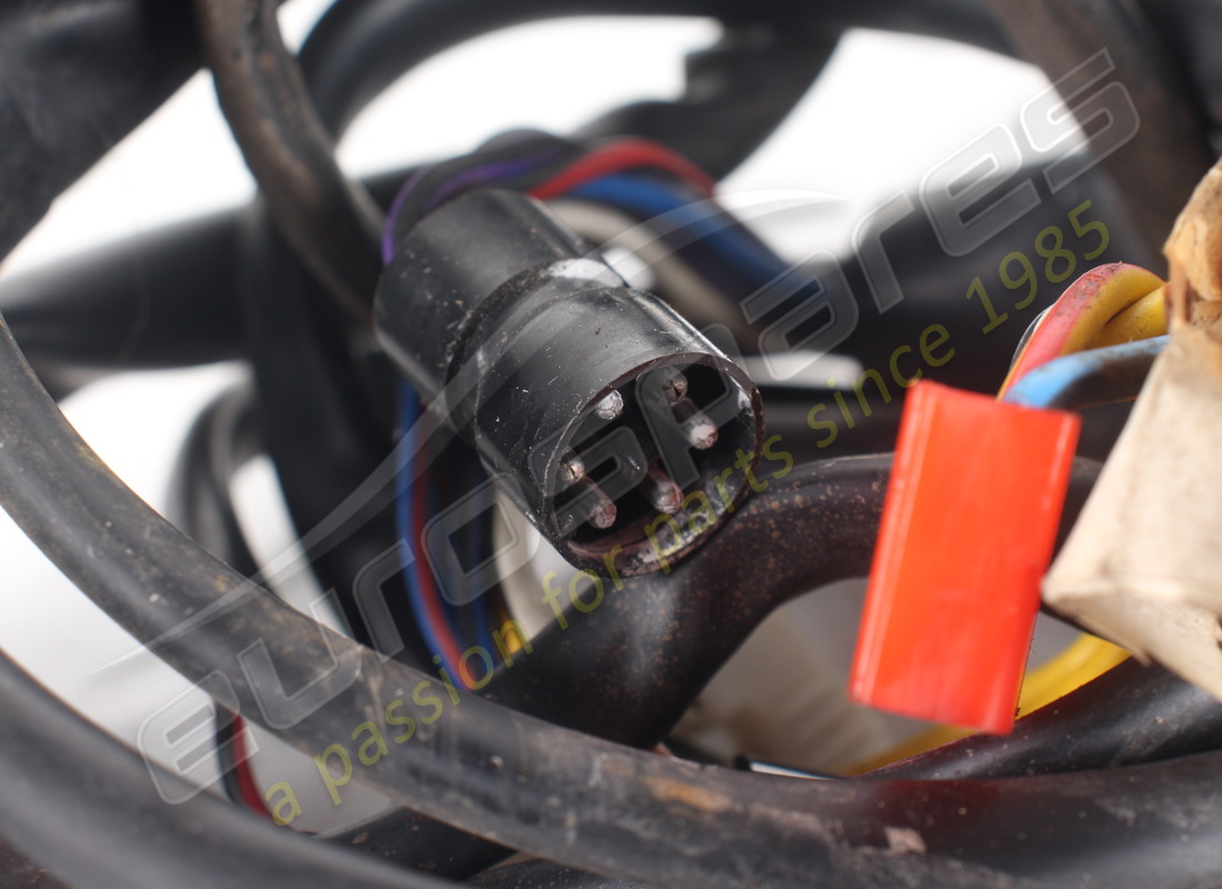 USED FERRARI RH DOOR CABLE. PART NUMBER 61970800 (2) used ferrari rh door cable. part number 61970800 (2)