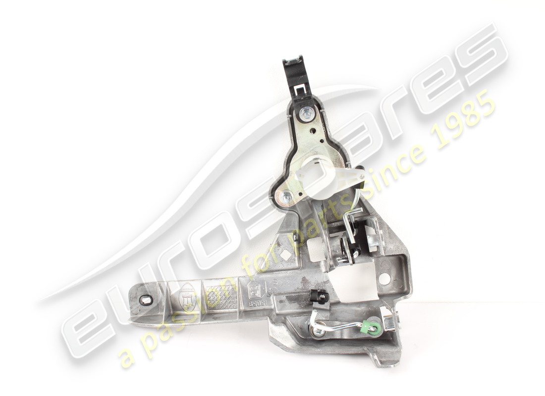 new maserati lh outer handle support. part number 80177400 (2)