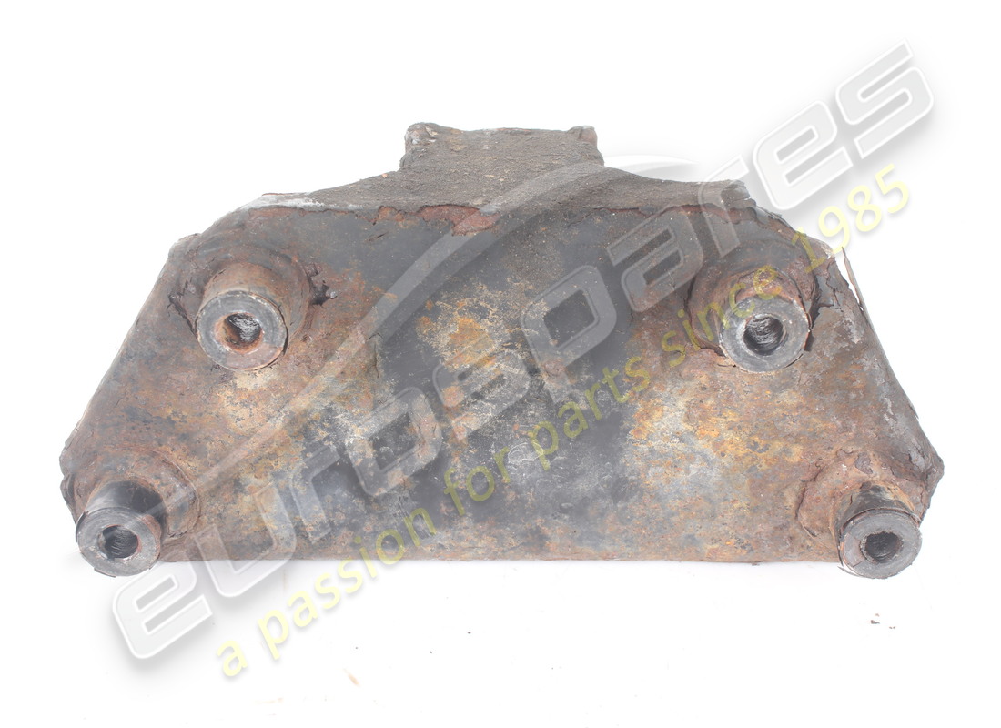 used maserati differential mount rear brac. part number 376200169 (4)