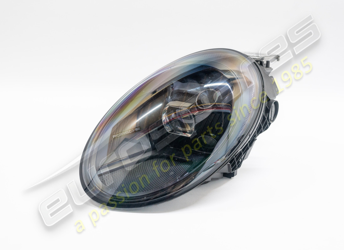 used porsche led headlight. part number 992941754f (1)