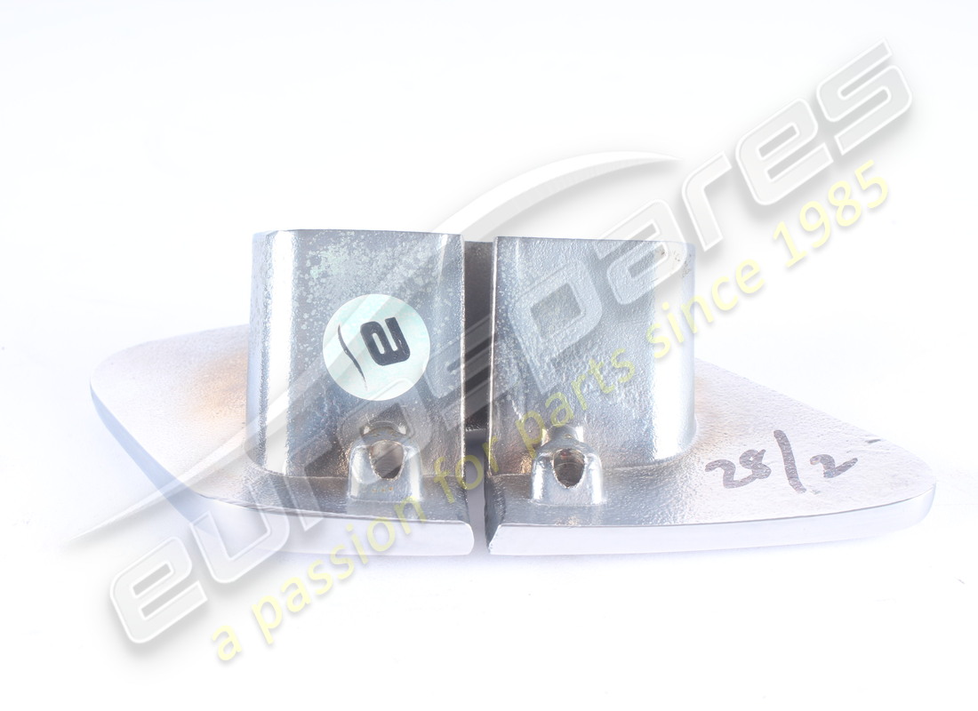 USED ASTON MARTIN BEZEL, REAR SEATBELT, LH PART NUMBER 4G43611B91AD (4) used aston martin bezel, rear seatbelt, lh part number 4g43611b91ad (4)