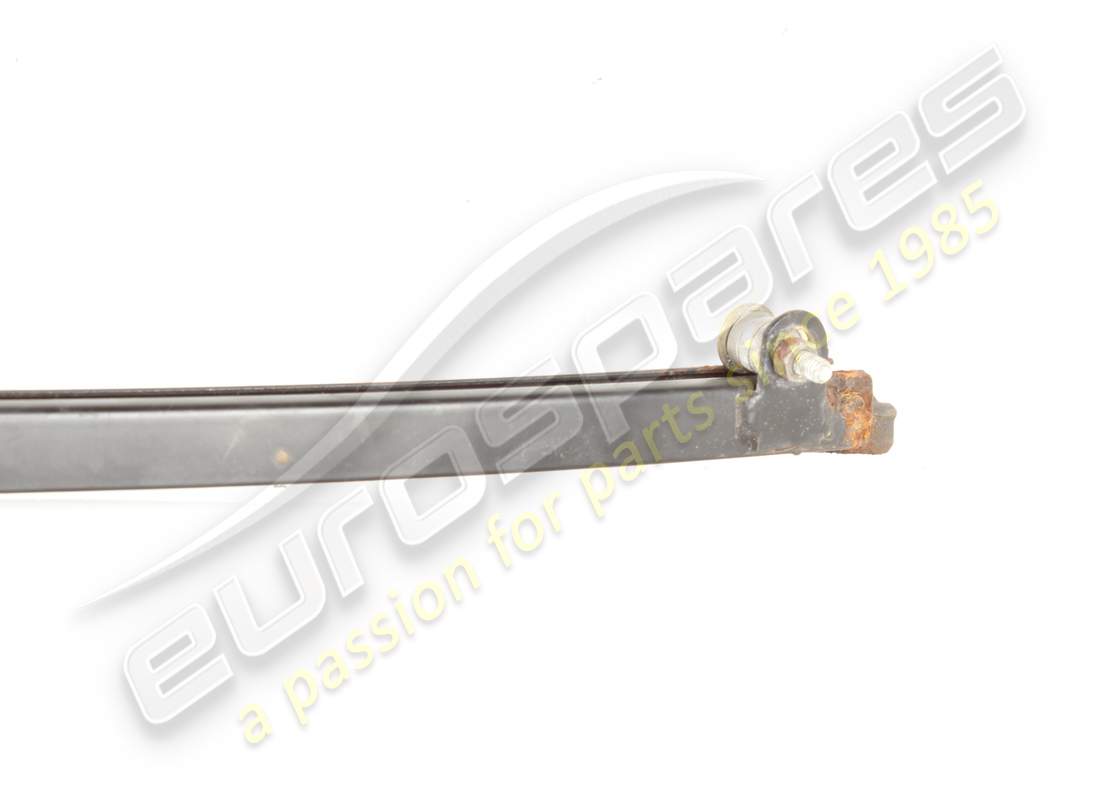 USED FERRARI RH DOOR GLASS FRAME GTS. PART NUMBER 60292000 (7) used ferrari rh door glass frame gts. part number 60292000 (7)