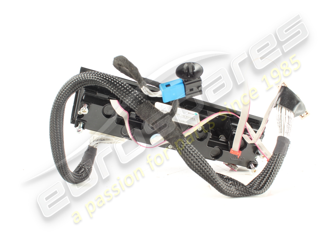 used maserati central switches panel. part number 670012554 (2)
