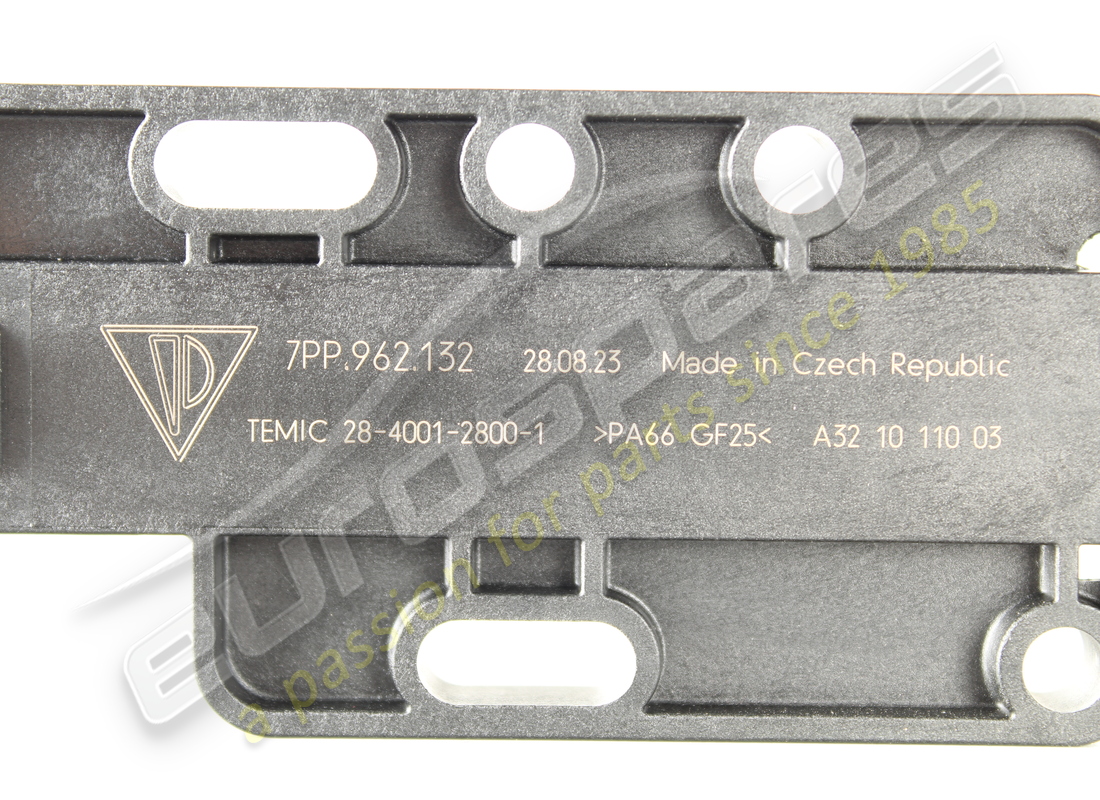 new porsche antenna. part number 7pp962132 (4)