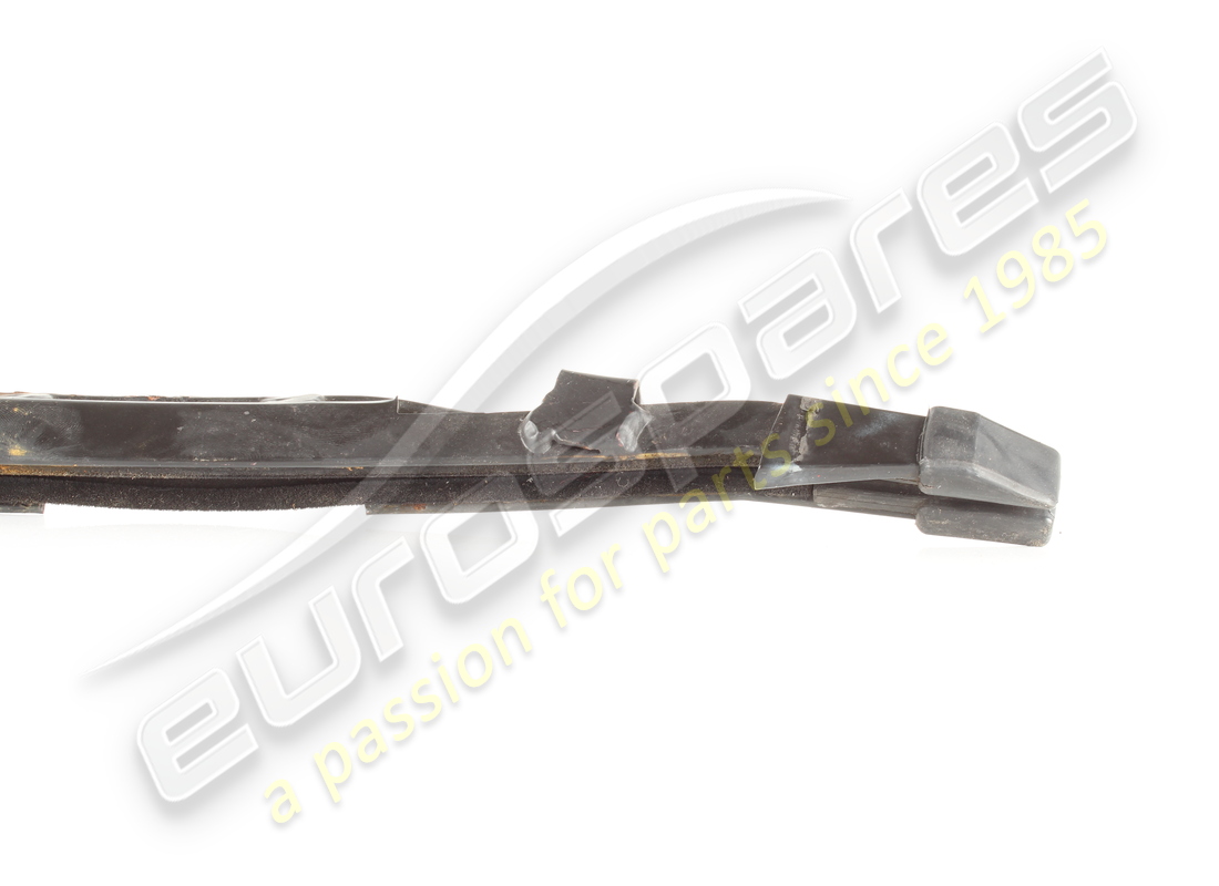 USED FERRARI LH REAR DOOR GLASS CHANNEL GTS. PART NUMBER 60292307 (4) used ferrari lh rear door glass channel gts. part number 60292307 (4)
