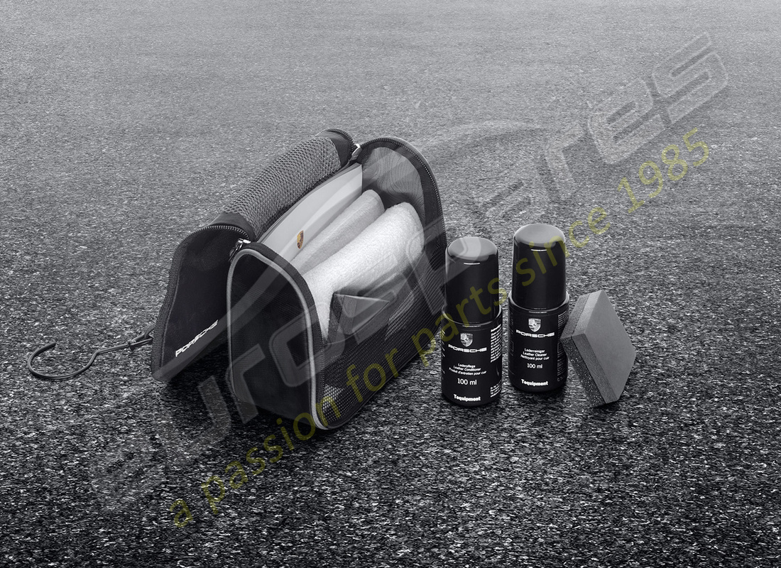 new porsche leather care set. part number 00004400401 (1)