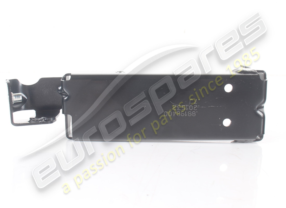 USED FERRARI COMPLETE LATERAL GLOVE COMPART. PART NUMBER 88198400 (3) used ferrari complete lateral glove compart. part number 88198400 (3)