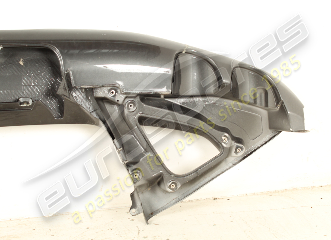 damaged ferrari complete rear spoiler. part number 949122 (9)